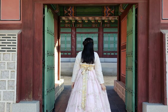 Gyeongbokgung Palace Hanbok Rental Experience in Seoul - Key Points
