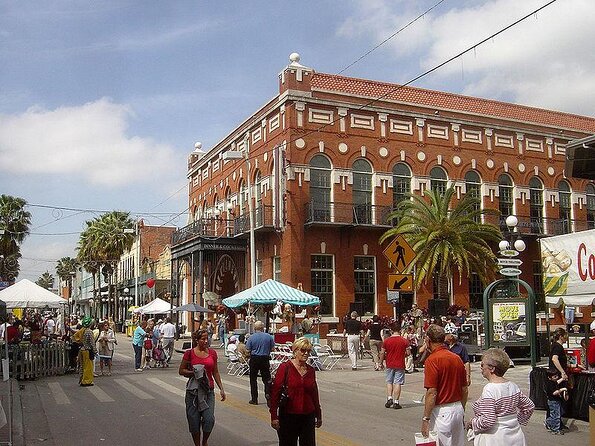 Haunted Tampa Booze and Boos Ghost Walking Tour - Ybor City - Key Points