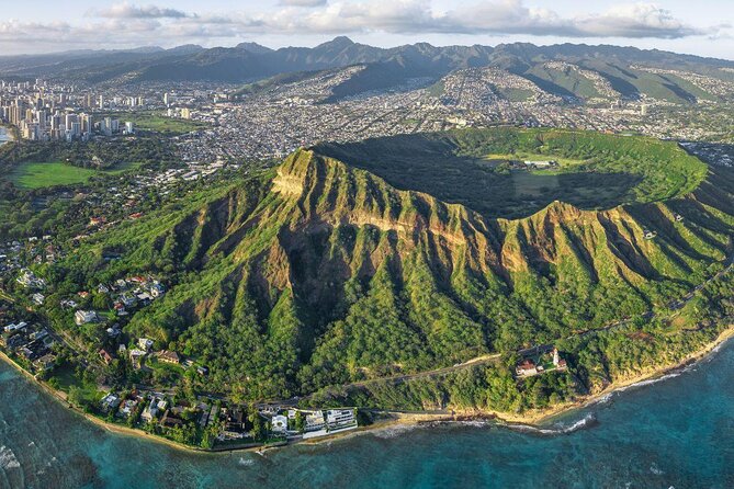 Hawaii: Small-Group, Full-Day Diamond Peak Hike and Oahu Tour - Key Points