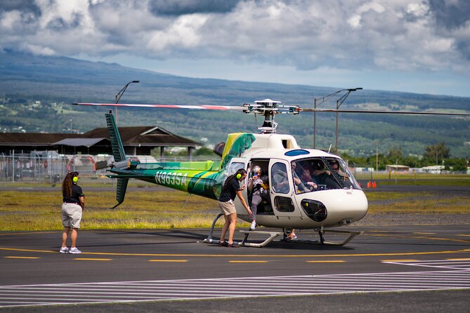 Hawaii Volcanoes National Park Helicopter Tour  - Big Island of Hawaii - Key Points