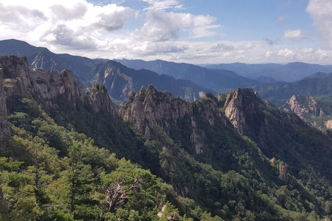 Hiking Mt Seoraksan National Park - Key Points