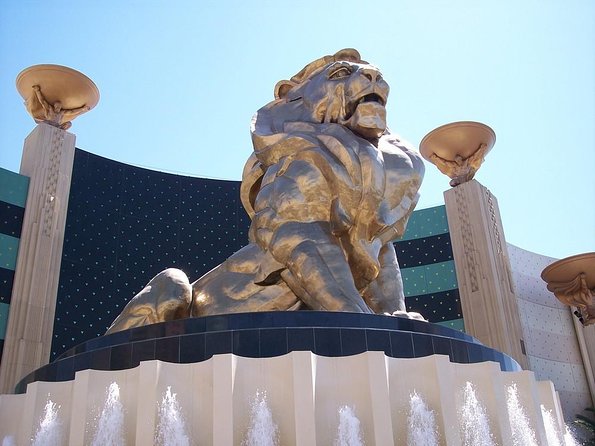 Jabbawockeez at the MGM Grand Hotel and Casino - Key Points