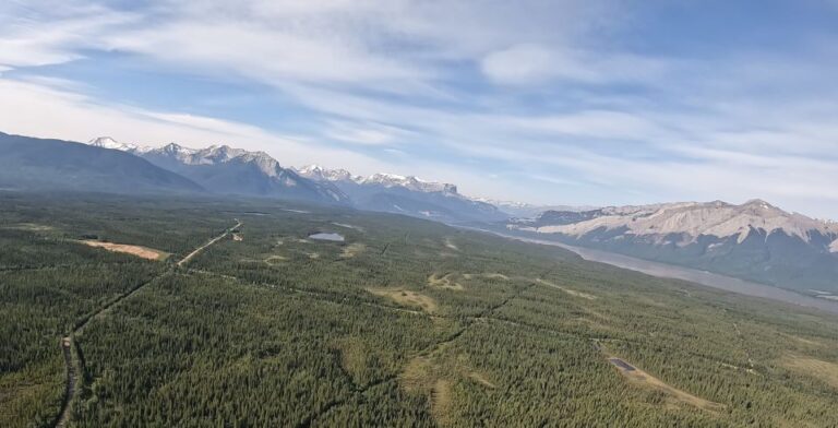 Jasper: Private Rocky Mountains Helicopter Tour