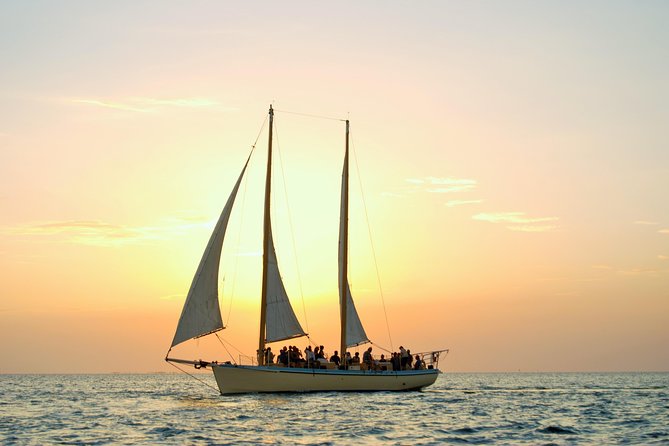 Key West Small-Group Sunset Sail With Wine - Key Points