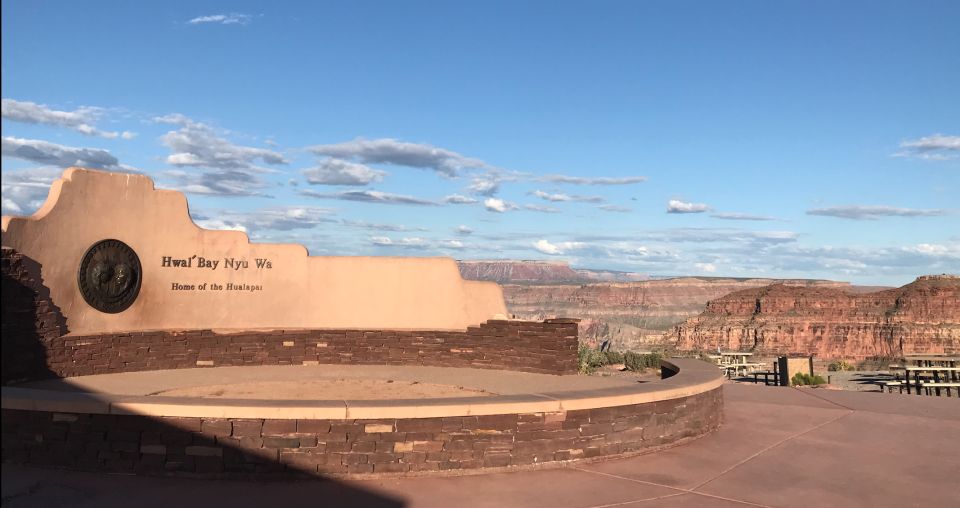 Las Vegas: Grand Canyon West Small-Group Guided Tour - Key Points