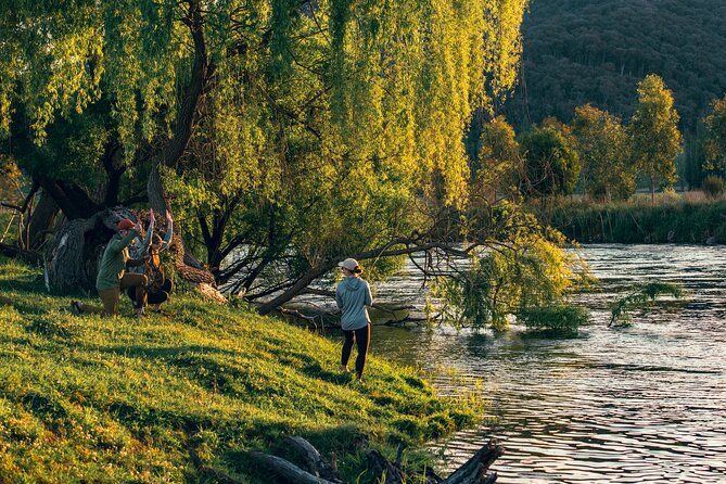 Learn to Fly Fish on the Tumut River Guided Fly Fishing Tour - Key Points