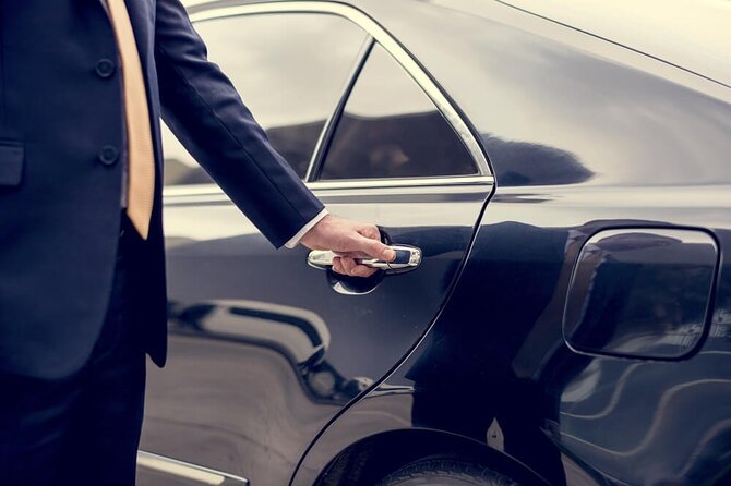 Luxury Airport Transfers & Best Limo Service in Melbourne - Key Points