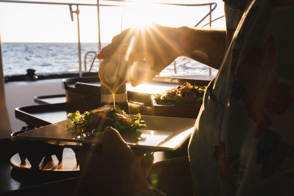 Luxury Alii Nui Royal Sunset Dinner Sail in Maui - Key Points