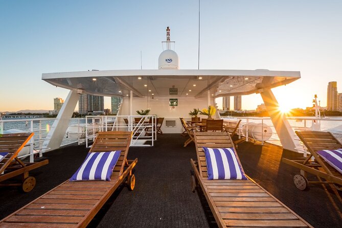 Luxury Sunset Cruise in Gold Coast - Key Points