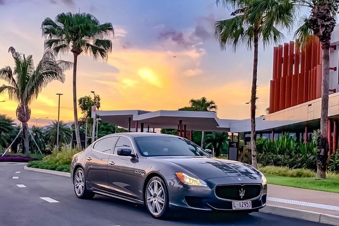 Maserati Quattroporte Limousine Transfer Cairns Airport to City - Key Points