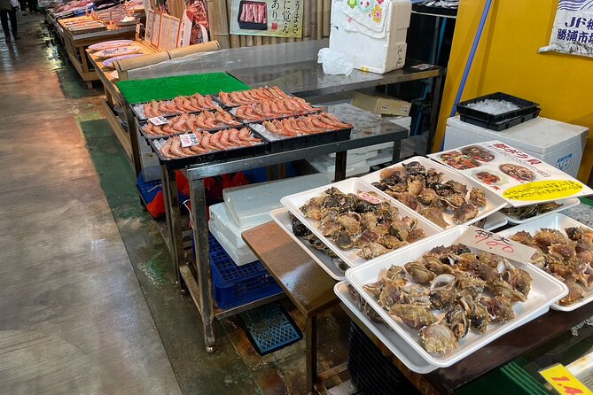 Maze Town Walking and Exploring Fish Market in Izumisano, Osaka - Key Points