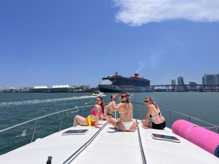 Miami Beach: Private Yacht Rental With Captain and Champagne - Key Points