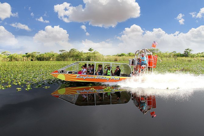 Miami Everglades: Airboat Tour, Wildlife Show, and Roundtrip Bus - Key Points