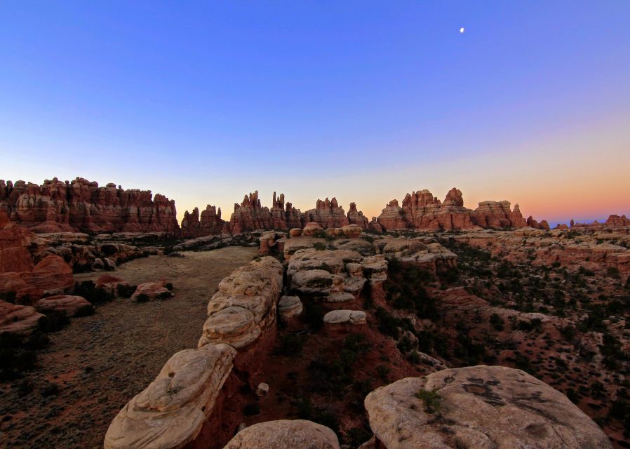Moab: 3-Day Canyonlands National Park Hiking & Camping Tour - Key Points