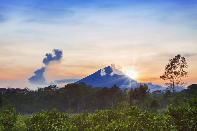 Mount Agung Sunrise Trekking Private Tour - Key Points