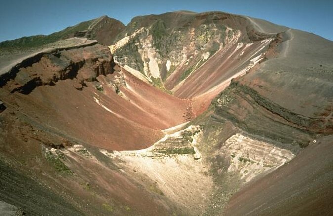 Mt Tarawera Helicopter Tour With Volcano Landing - Key Points