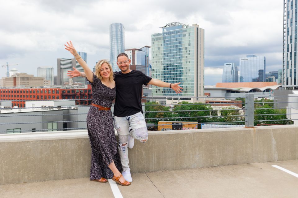Nashville: Romantic Couples Photoshoot With Champagne - Key Points
