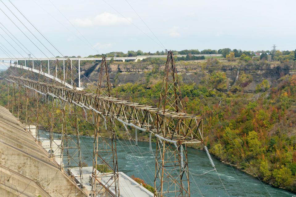 Niagara Falls One-Day Discovery Tour From Toronto - Key Points