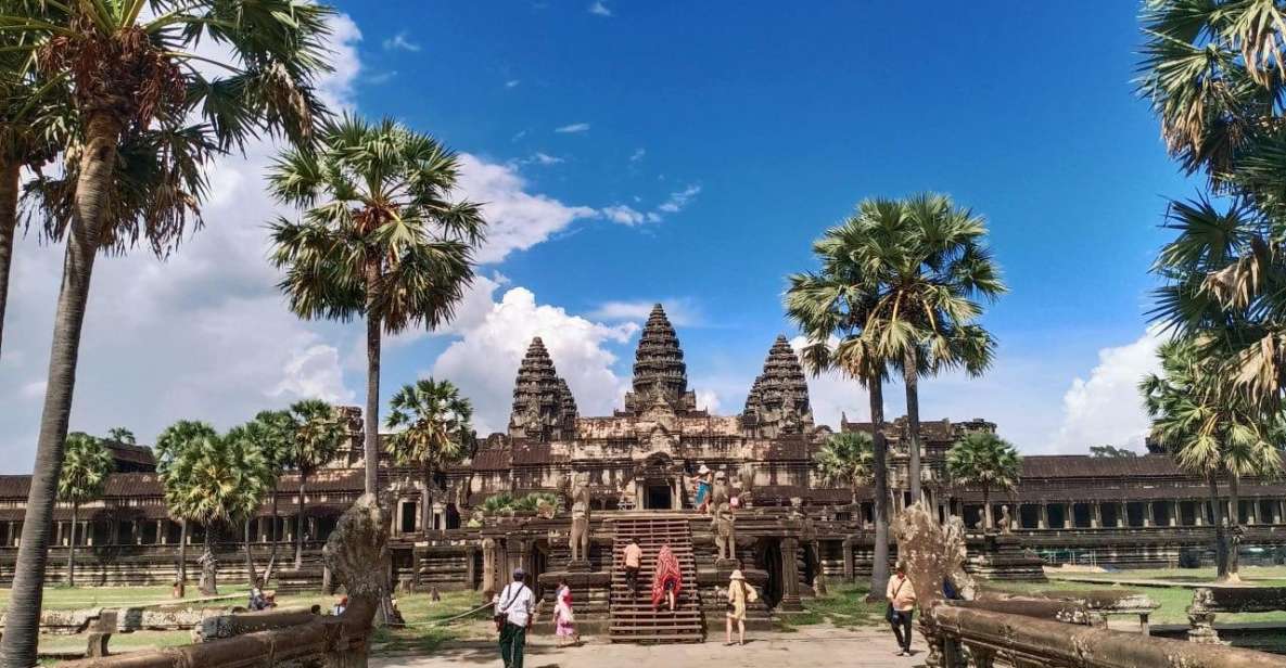 One Day Exploration to Angkor Wat, Angkor Thom & Ta Prohm - Key Points