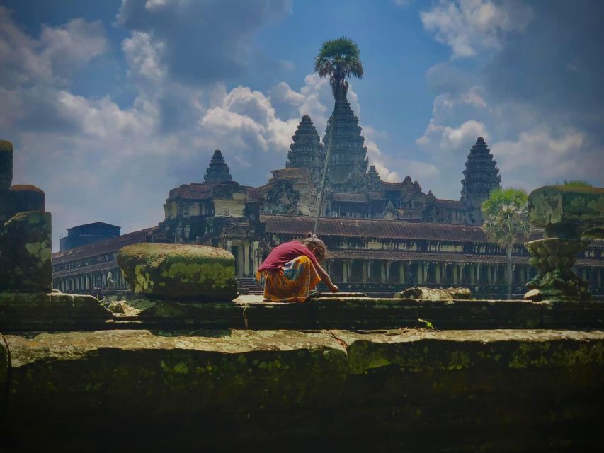 One-Day Small Circuit Tour: Angkor Wat, Bayon, Ta Prohm - Key Points