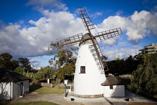 Perth's Foreshores by Bike - Bushland, History & City Vistas - Key Points