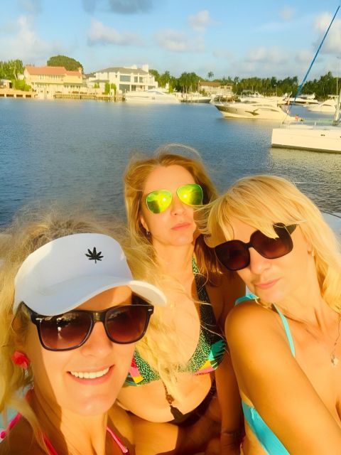 Pontoon Boat Ride on the Ocean and Canals in Broward County - Key Points