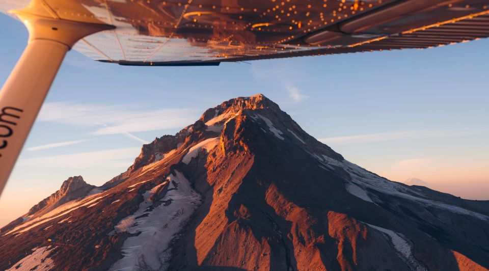 Portland: Flightseeing Tour Mount Hood - Key Points
