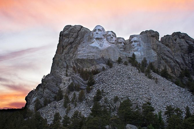 Premiere Private Black Hills Tour: Mt Rushmore, Crazy Horse & Custer State Park - Key Points