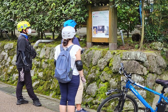 Private E-Mtb Guided Cycling Around Mt. Aso Volcano & Grasslands - Key Points