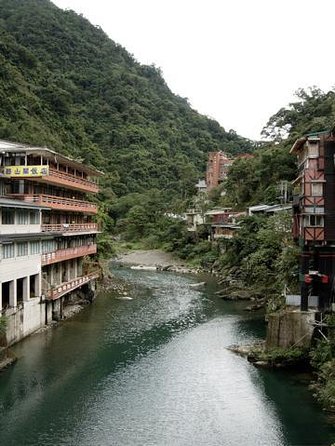 Private Forest Trail Day Tour in New Taipei - Key Points