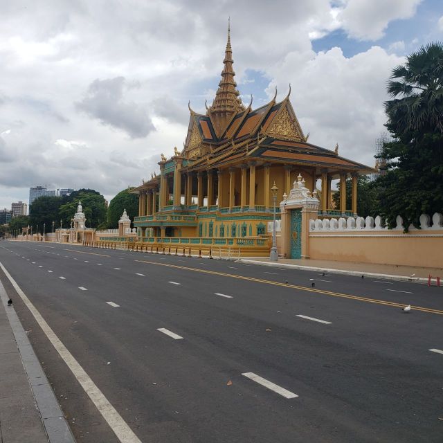 Private One Day Tour in Phnom Penh - Key Points