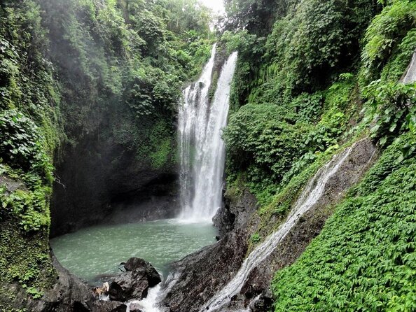 Private Swimming and Sliding Tour to Balinese Waterfalls  - Ubud - Key Points