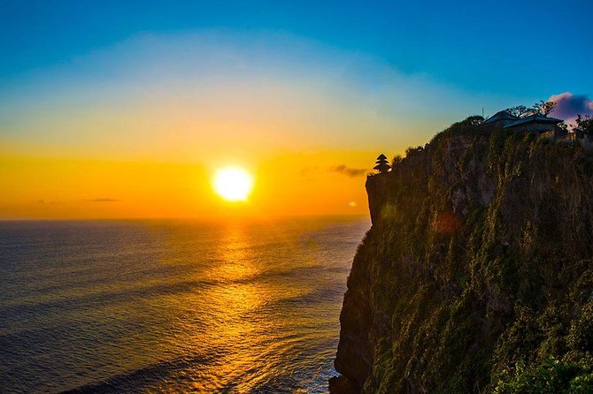 Private Uluwatu Temple and Kecak Fire Dance Evening Tour in Jimbaran Bay - Sunset at Sea Cliffs