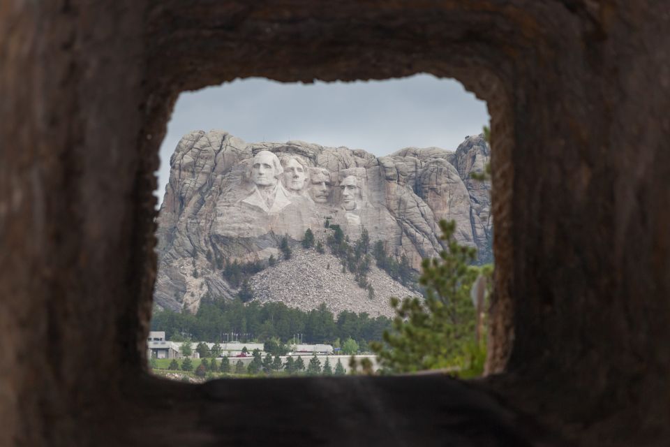 Rapid City: Mt Rushmore Custer State Park & Crazy Horse - Key Points