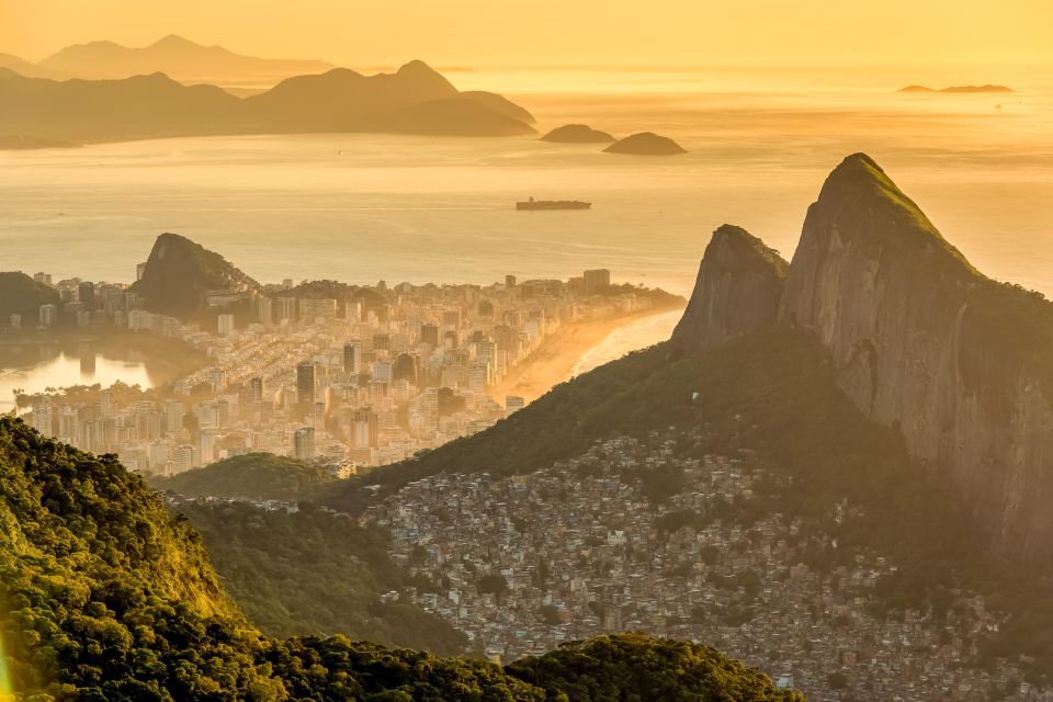 Rio De Janeiro: Rocinha Favela Walking Tour With Local Guide - Key Points