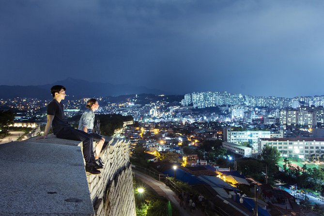 Seoul Moonlight Walking Tour With Local Historian - Key Points