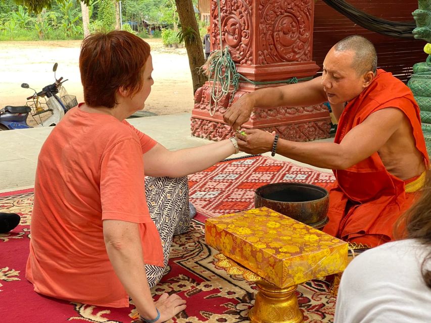 Siem Reap: Buddhist Monastery With Monks Water Blessing - Key Points