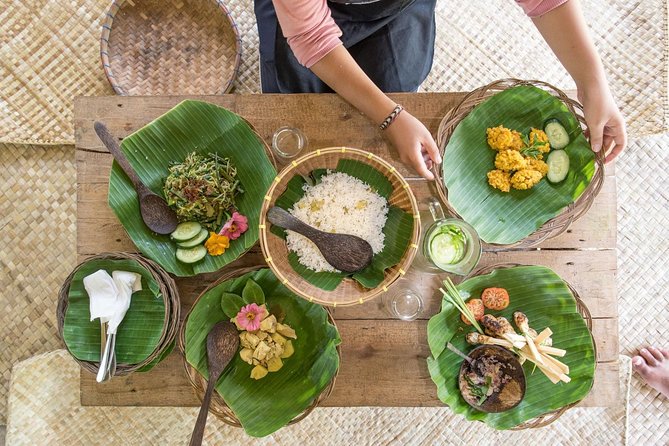 Small Group Balinese Cooking Class on an Organic Farm in Ubud - Key Points