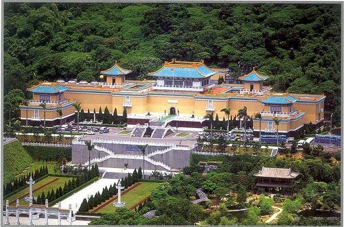 Small-group Vintage Taipei Day Tour Including National Palace Museum - Key Points