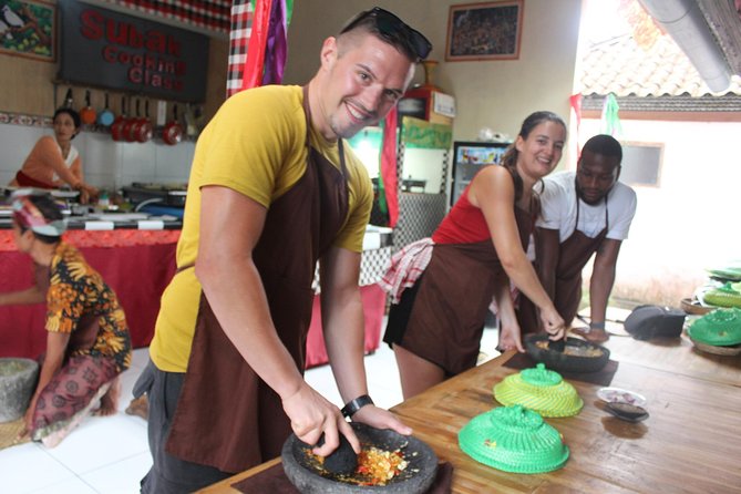 Subak Cooking Class (Balinese Cooking School) 9 Dish Cooking and Market Tour - Key Points