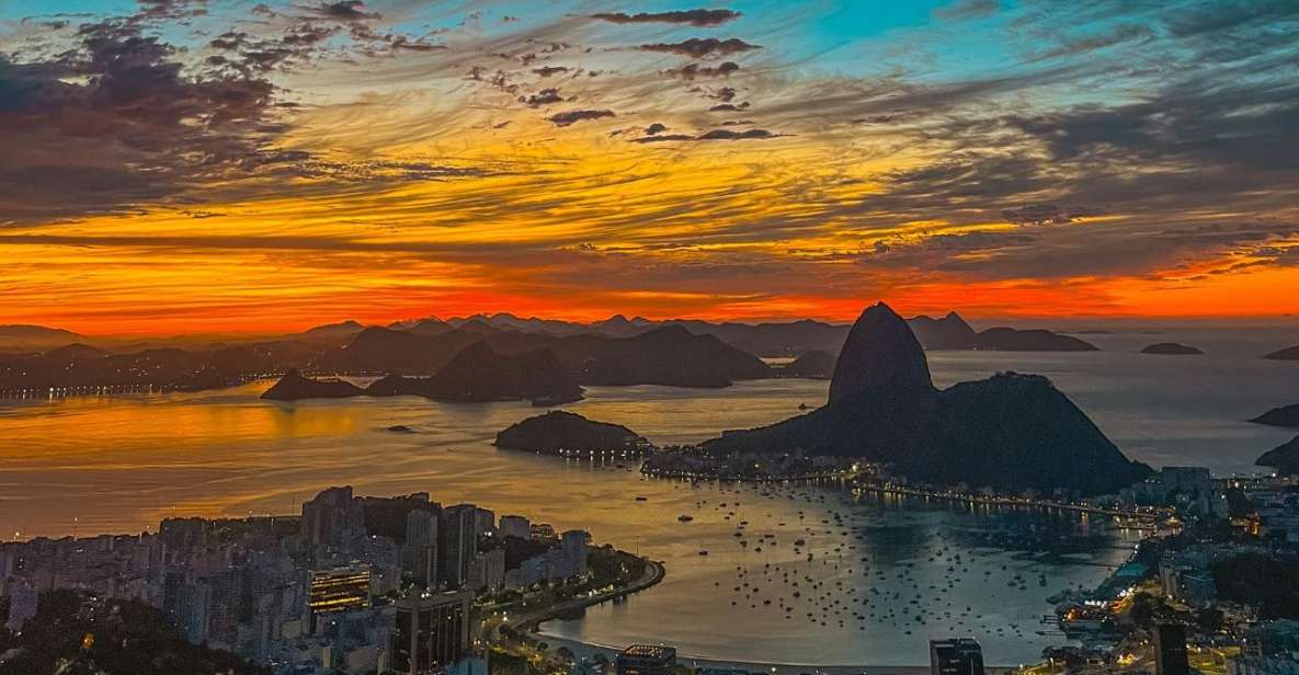 Sunrise at Dona Marta Viewpoint Christ the Redeemer - Key Points