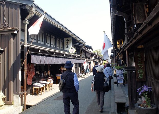 Takayama Walking Tour & Hida Folk Village - Key Points