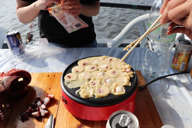 Takoyaki Cooking Experience in Osaka Bay by Cruise - Key Points