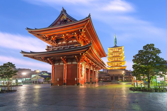 Tokyo History Tour With a Local Guide, Private & Tailored to Your Interests - Key Points