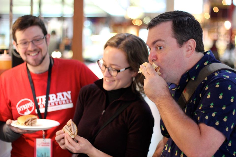 Toronto: Canadian Food Discovery at the St Lawrence Market - Key Points