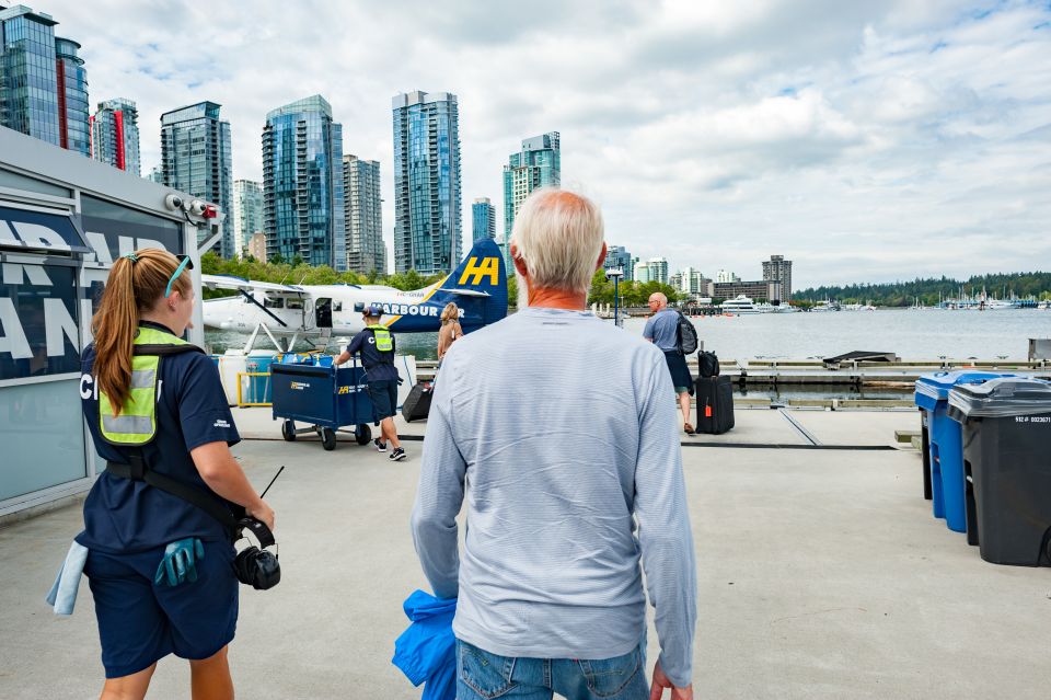 Vancouver: Extended Panorama Flight by Seaplane - Key Points