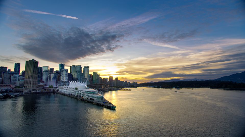 Vancouver: Highlights Private Sightseeing Tour - Key Points