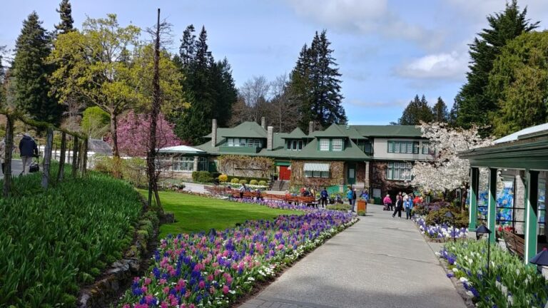 Victoria & Butchard Gardens Private Tour From Vancouver