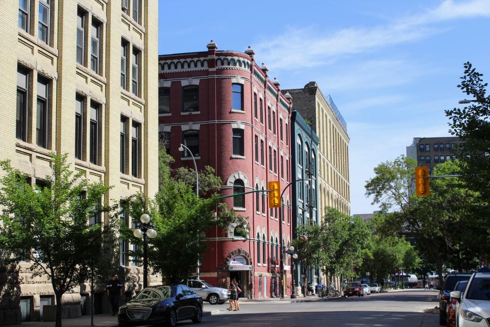 Walk Downtown Winnipeg With 4 Unique Smartphone Audio Tours - Key Points