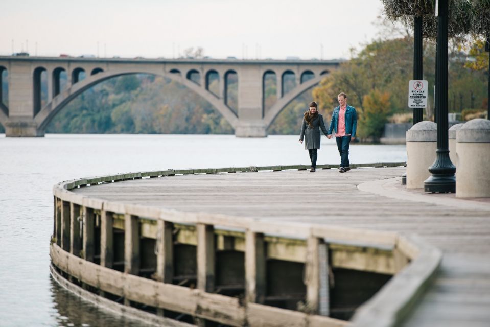 Washington: Romantic Photoshoot in Georgetown Waterfront - Key Points